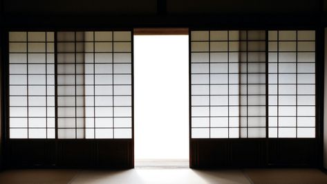 Shoji Screens and Doors: Japanese Architecture Guide - 2021 - MasterClass Shoji Screen Doors, Shoji Screen Room Divider, Shoji Sliding Doors, Shoji Doors, Book Nook Ideas, Shoji Screens, Japanese Door, Shoji Screen, Style Sheet