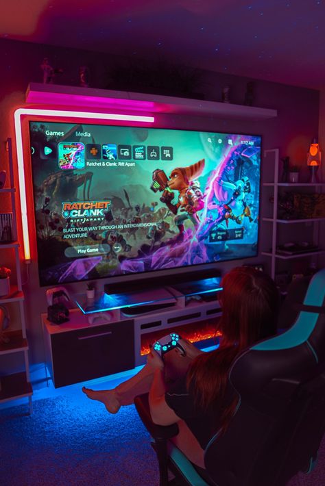 Ps5 Game Room Design, Gaming Ps5 Setup, Ps5 Room, His And Hers Gaming Room, Tv Set Up Living Room, Gaming Set Up, Video Games Room, Ps5 Setup, Set Up Gaming