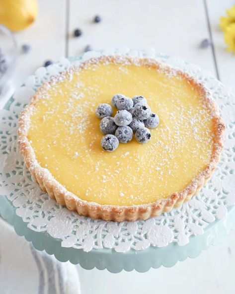 French Lemon Tart Recipe, Sugared Blueberries, French Lemon Tart, Lemon Custard Tart, Baking For Friends, Cranberry Tart, Baking Lessons, Lemon Tart Recipe, French Tart