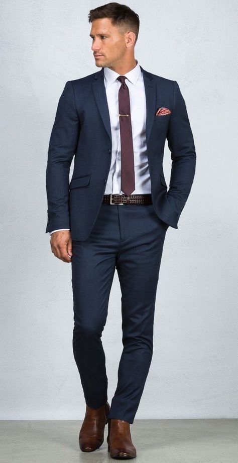 Blue Suit And Tie, Dandy Look, Men Suits Blue, Terno Slim Fit, Terno Slim, Blue Suit Men, A Man In A Suit, Man In A Suit, Designer Suits For Men