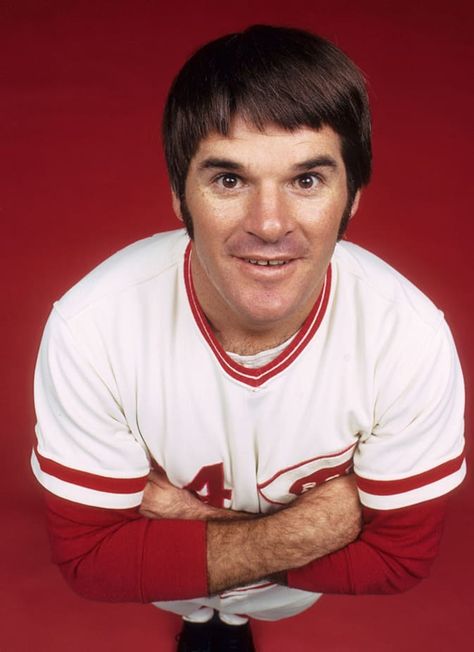 SI's Best Photos of Pete Rose | Sports Illustrated Rose Hairstyle, Ernie Banks, Johnny Bench, Cincinnati Reds Baseball, Pete Rose, Rookie Of The Year, Baseball Photos, Rose Photo, Baseball Stadium