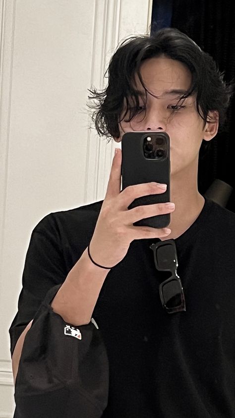 Mingyu Mirror Selfie Wallpaper, Mingyu Gym Selfie, Svt Mingyu, Mingyu Svt, Seventeen Mingyu, Kim Mingyu, Seventeen Album, Mingyu Seventeen, Pledis Entertainment