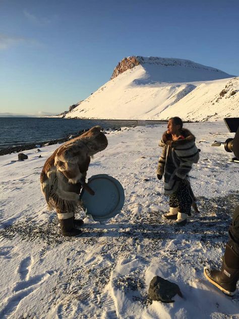 Inuit Culture Aesthetic, Inuit Aesthetic, Cursebreaker Series, Bone Crown, Inuit Culture, Thea Stilton, Ice Photography, Inuit People, Scorpio Season