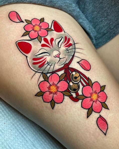 E Tattoos, Lucky Cat Tattoo, Japanese Leg Tattoo, Charm Tattoo, Foo Dog Tattoo, Optical Illusion Tattoo, Asian Tattoos, Traditional Tattoo Art, Japan Tattoo