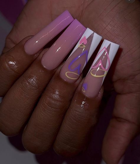 Purple Nails Long, Bratz Photoshoot, Gold Nails Prom, Nail Designs Pink, Nail Designs Acrylic, Nail Art Printer, Acrylic Nails Nude, Gold Acrylic Nails, Nyc Nails