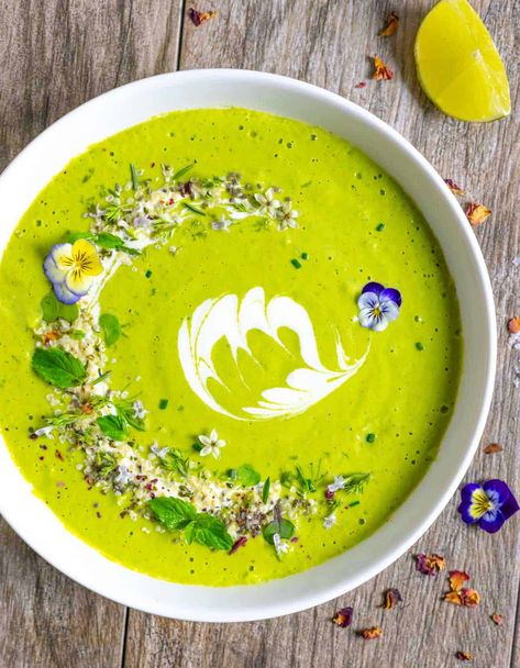 Cucumber Gazpacho with Avocado Cucumber Gazpacho Soup, Cucumber Gazpacho Recipe, Chunky Gazpacho Recipe, Green Gazpacho Recipe, Avocado Gazpacho, Cucumber Avocado Soup, Recipe With Avocado, Cucumber Gazpacho, Clean Eating Soup Recipes