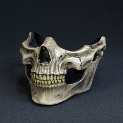 New skull mask lower part #skull #skullmask #mask #skeleton #helloween Skeleton Mask Diy, Sci Fi Mask, Gothic Stuff, Skeleton Mask, Half Skull, Cool Gadgets For Men, Arkham City, Skull Lover, Skull Mask