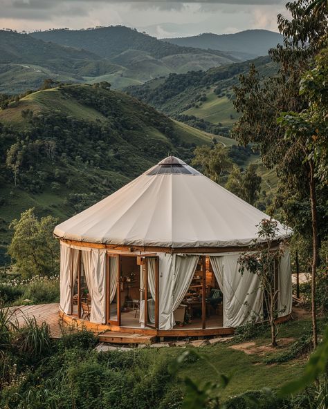 Amazon Yurt #amazon #yurt #design #architecture #concept #idea #balqony #archilovers #glamping Yurt Home Interior, Yurt Building, Yurt Village, Yurt House, Yurt Kits, Yurt Design, Yurt Interior, Farmyard Party, Tent Interior