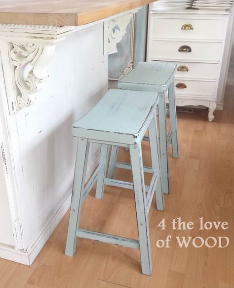 CHALK PAINTING BAR STOOLS - before Chalk Painted Bar Stools, Distressed Bar Stools, Painted Barstools Stool Makeover, Diy Painted Bar Stools, Chalk Paint Bar Stools, Painted Kitchen Stools, Refinished Bar Stools, Wood Bar Stools Makeover, Bar Stool Makeover Diy