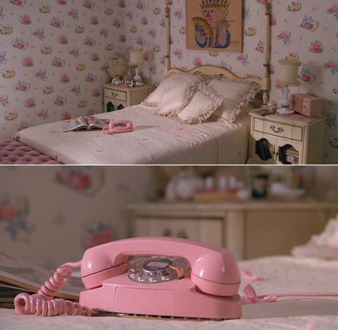 teen movie bedrooms, that thing you do Bedroom 80s, Movie Bedroom, 90s Bedroom, 80s Room, Chambre Inspo, 80s Bedroom, Retro Bedrooms, Valley Girl, New Retro Wave