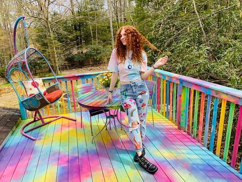 Savannah Saturn on Instagram: “I Finally painted my deck! & i love it!💕🌈✨🪐 check out my youtube video if you wanna watch how i did it!✨Link in my bio!✨ i love you soo…” Trippy Draws Savannah, Savannah Saturn, Trippy Draws, Thrift List, Indie Bedroom, Trippy Aesthetic, Trippy Drawings, Trippy Visuals, Condo Ideas