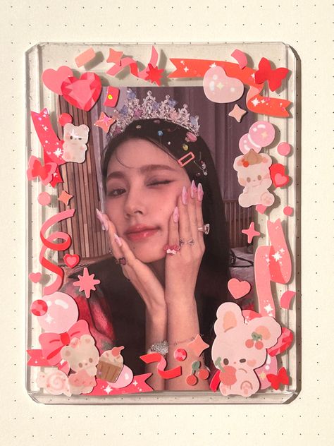 #toploader #deco #kpop #gidle #miyeon #stickerdesign Kpop Photocard Toploader, Kpop Toploader Deco Stickers, Red Toploader Deco, Deco Card Kpop, Decorate Photocard, Pc Deco Kpop, Photocard Sleeve Deco, Photocard Deco Ideas, Top Loader Decor