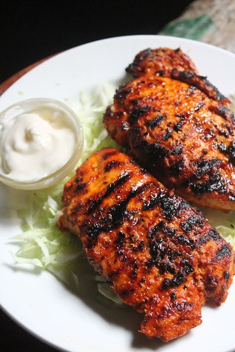 Chicken Fillet Recipes, Spicy Chicken Breast, Perfect Grilled Chicken, Grilled Chicken Breast Recipes, Chicken Breast Crockpot Recipes, Spicy Grilled Chicken, Crockpot Chicken Breast, Barbeque Chicken, Grilled Chicken Breast