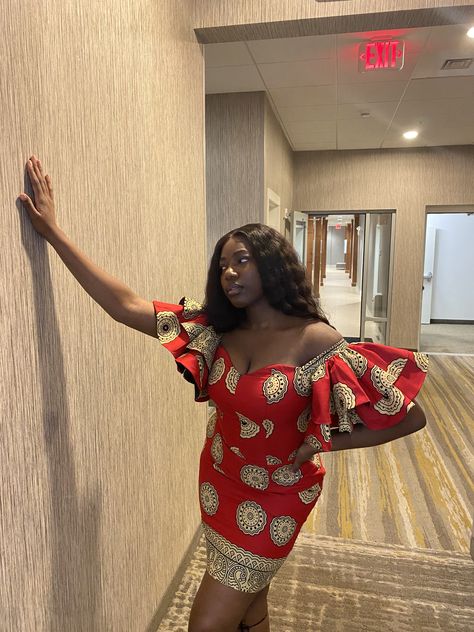 Simple Dress Styles, Ankara Dress Designs, Classy Short Dresses, African Fabric Dress, Ankara Dress Styles, Classy Gowns, Best African Dresses, Short African Dresses, Ankara Gown