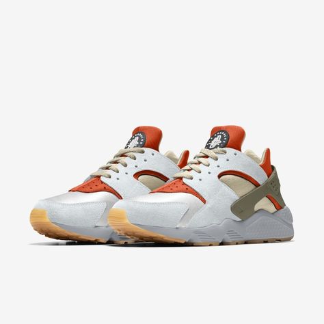 Nike Air Huarache By You Custom Women's Shoes. Nike.com Custom Huaraches, Huarache Run, Nike Air Huarache, Air Huarache, Shoes Nike, Men Clothing, Women's Shoes, Nike Air, Women Shoes