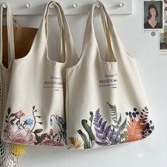 Canvas Bag Aesthetic, Creative Tote Bag, Diy Tote Bag Design, Handpainted Tote Bags, Sacs Tote Bags, Sac Tote Bag, Handmade Fabric Bags, Flower Tote Bag, Flower Tote