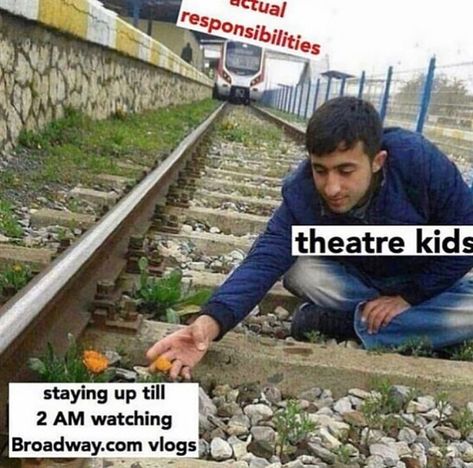 Theater Kid Memes, Musical Theatre Humor, Theatre Humor, Theatre Jokes, Hamilton Funny, Hamilton Memes, Theatre Geek, Hamilton Musical, Theatre Nerds