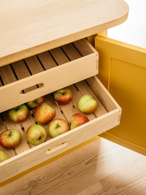 Fruit Storage Ideas, Storage Closet Design, Shelf Storage Ideas, Apple Bobbing, Home Shelf Decor, Plain English Kitchen, Storage Furniture Design, Vegetable Drawer, Home Shelf