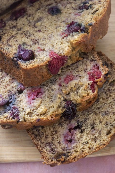 Banana Berry Bread | Weelicious Berry Zucchini Bread, Banana Berry Bread, Mixed Berry Bread, Berry Bread Recipe, Dessert Loafs, Berry Loaf, Berry Banana Bread, Berry Bread, Malt Loaf