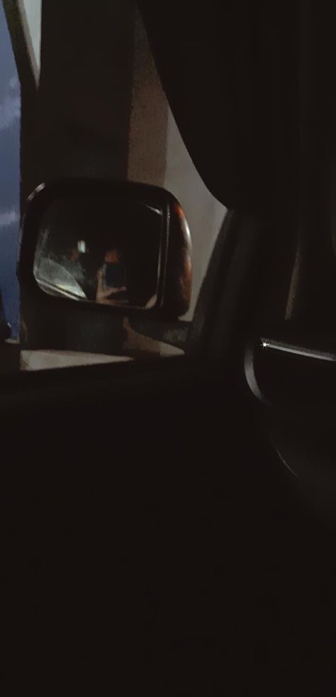 #night #aesthetic #lonelygirl #mirror #darkselfie Side Mirror Car Selfie Night, Car Side Mirror Aesthetic, Car Mirror Pics, Car Side Mirror, Greek Vacation, Mirror Video, Side Mirror Car, Lonely Girl, Car Side