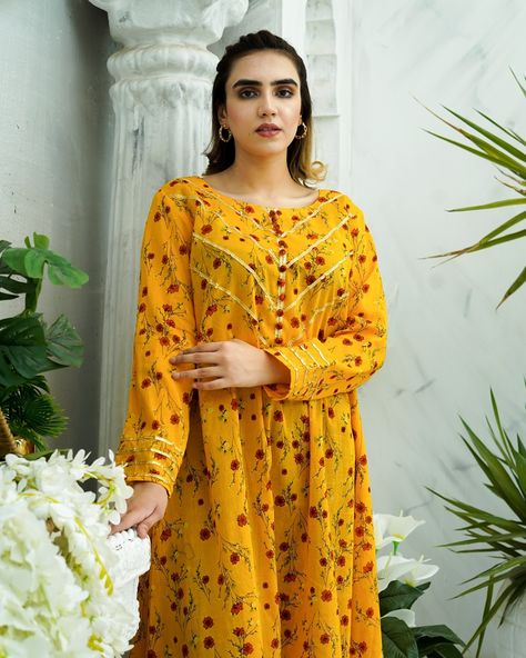 Mango dolly lawn dress style with gotta work on frock. Shop now. In online store 📷 @art_creation_photography_ Eid 2024 Shop our latest collection ready to wear elegant design Available now on www.sumadcloset.com #dress #summercollection2024 #eidfestive #pakistanidress #easternwear #westerwear #ootd #frock #designercollection #readytowear #FashionDaily #DressGoals #InstaDress #FashionAddict #DressUp #StyleGoals #DressObsessed #FashionForward #fashion #style #frock Lawn Frock Design 2024, Lawn Frock Design, Lawn Frock, Wester Wear, Eid 2024, Short Frocks, Gotta Work, Lawn Dress, Designer Dresses Casual