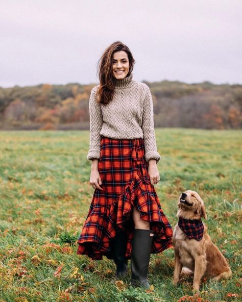 Fun Ways to Wear Plaid This Season - Verily Sarah Patrick, Sarah Kjp, Turkey Roasting, Ruffle Wrap Skirt, Flannel Skirt, Hello November, Black Watch Tartan, Winter Mode, Apple Picking