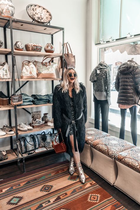 10 Fun Insta-Worthy Activities To Do in Santa Fe | Ready Set Jet Set Sante Fe Fashion, Santa Fe New Mexico Outfits Fall, Santa Fe New Mexico Fashion, Sante Fe New Mexico Outfits, Outfits For Santa Fe Nm, Santa Fe Fashion Outfits, Santa Fe Outfits Fall, Santa Fe Outfits Summer, Santa Fe Fashion