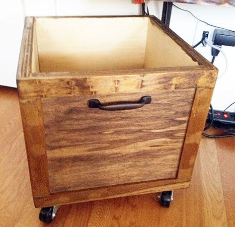 Wheeled Furniture, Diy Vinyl Record, Wood Box Storage, Vinyl Record Storage Box, Turntable Setup, Record Album Storage, Lp Record Storage, Cabinets Garage, Record Storage Box