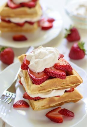 Strawberry Shortcake Waffles with Maple Whipped Cream. An amazing breakfast idea! Waffle Stack, Maple Whipped Cream, Waffle Iron Recipes, Strawberry Shortcakes, Waffle Maker Recipes, Waffles Recipe, Fall Soup Recipes, Waffle Recipe, Breakfast Waffles