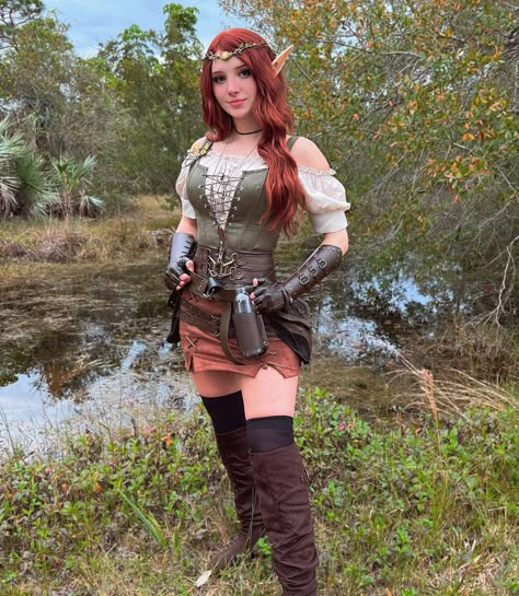 Madi | I’ll take any excuse I can to dress up as an elf 😌🧝🏻‍♀️ Had such a fun time at the Brevard renaissance faire! 🐉🏰🧚🏻 | Instagram Madison Kate, Blonde With Freckles, Medieval Girl, Ren Faire Outfits, Elf Cosplay, Warrior Costume, Fair Outfits, Final Boss, Elf Costume