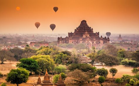 Dhammayangyi Pahto at Sunrise, Bagan, Myanmar Places Bagan Temples, Bagan Myanmar, Myanmar Travel, Vietnam Tours, Hot Air Balloons, Bagan, Secret Places, Mandalay, Lost City