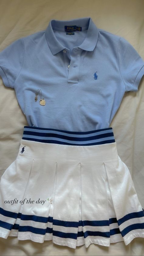 Polo Ralph Lauren Women Outfits, Polo Dress Outfit, Polo Shirt Outfit Women's, Mode Tennis, Polo Ralph Lauren Outfits, Polo Shirt Outfits, Polo Outfit, Dr Closet, Golf Attire