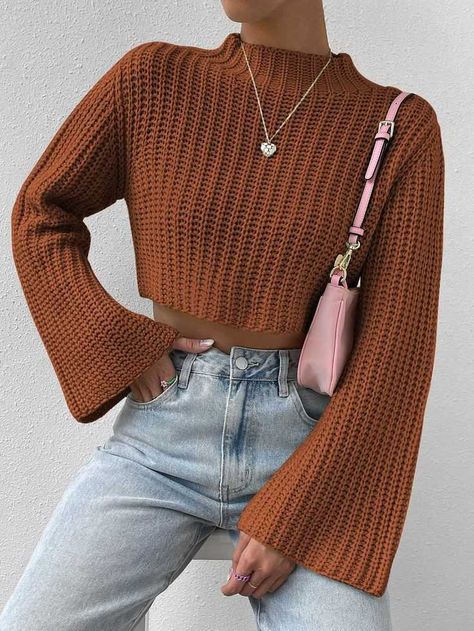 Woolen Clothes For Women, Knitted Jerseys For Women, Long Sleeve Knitted Top Outfit, Crochet Jerseys For Women, Cropped Sweater Outfit Winter, Cropped Pullover Outfits, Fall Crochet Clothes, Crochet Fall Clothes, Crochet Winter Clothes