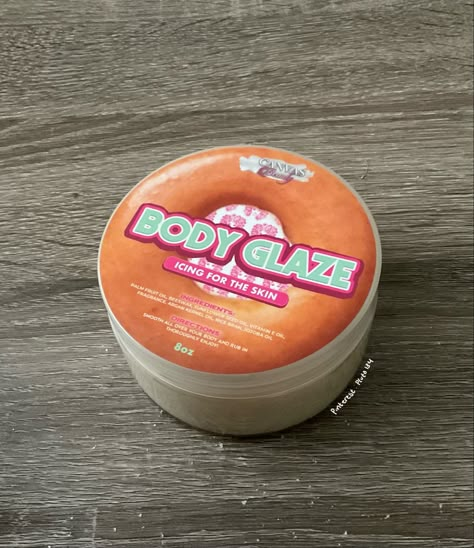 Glazed Donut Body Oil, Canvas Beauty Body Glaze, Donut Perfume, Body Glaze, Glazed Donut Skin, Skin Care And Hair Care, 90s Home, Face Care Routine, Peach Aesthetic