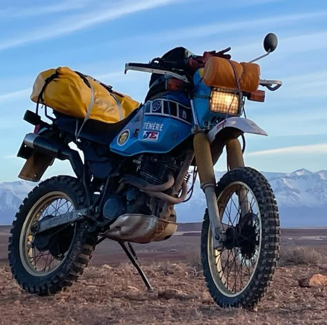 Moto Camping, Yamaha Xt 600, Yamaha Tw200, Custom Bikes Cafe Racers, Bike Adventure, Tactical Truck, Trailer Park Boys, Motorcycle Illustration, Riders On The Storm