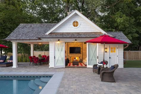 Stunning modern farmhouse with a coastal twist on Lake Minnetonka Pool House Doors, 1 Bedroom Pool House, Rustic Pool House Ideas, Country Pool House, Pool Casita, Rustic Pool, Cottage Garage, Backyard Pool House, Small Pool Houses