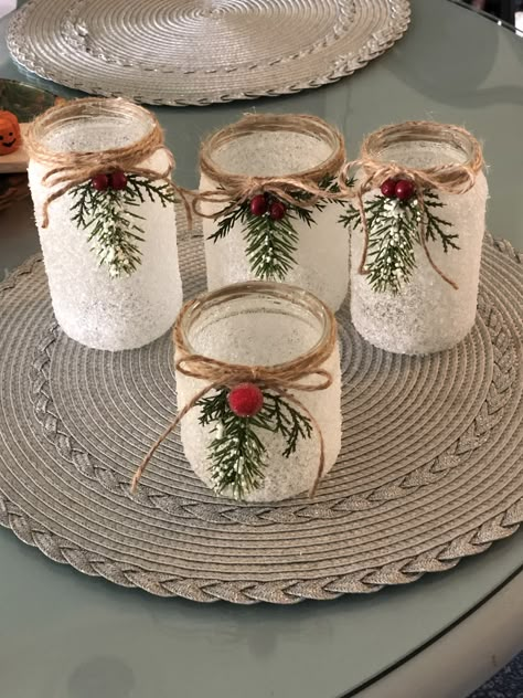 Recycled Jar Crafts, Small Glass Jar Crafts, Holiday Luminaries, Oui Jars, Diy Christmas Village, Christmas Centerpieces Diy, Christmas Mantel Decorations, Easy Christmas Decorations, Diy Christmas Decorations Easy