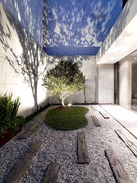 50+ courtyard garden Design Inspiration - The Architects Diary Modern Courtyard Garden Design, Hotel Garden Design, Covered Courtyard, Patio Awnings, Japanese Style Garden, Covered Patios, Terrace Garden Design, Courtyard Gardens Design, Outdoor Patios