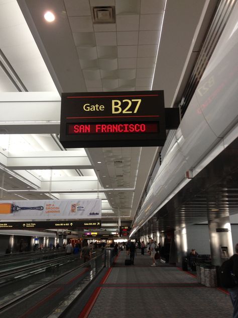 San Francisco Airport Aesthetic, San Diego Airport, City Aesthetics, Trip To San Francisco, America Trip, San Francisco Airport, Airport Aesthetic, Cali Life, Airplane Tickets