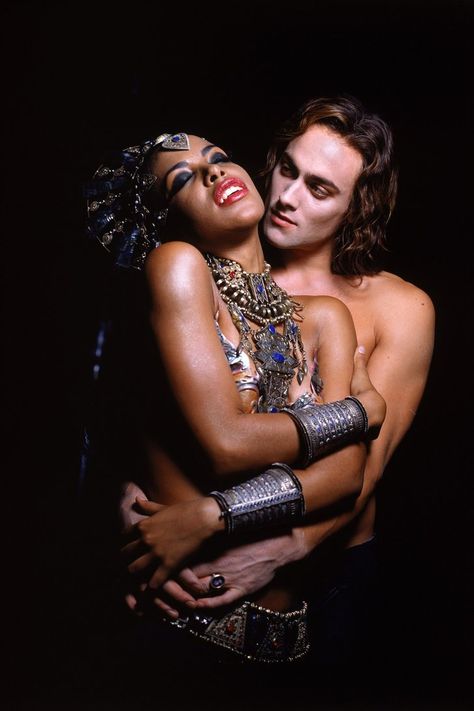 24 Fiercely Sexy Movies on Netflix in April Stuart Townsend, Queen Of The Damned, Film Trailer, Aaliyah Haughton, The Vampire Chronicles, Vampire Love, Vampire Movies, Christian Slater, Anne Rice