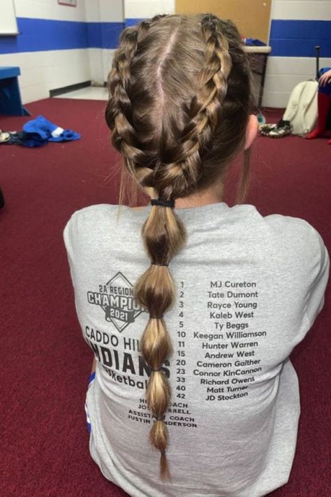 Top 27 Cute Basketball Hairstyles To Stun The Court Cute Basketball Hairstyles, Hockey Hair, Cute Volleyball Hairstyles, Cute Sporty Hairstyles, Running Hairstyles, Soccer Hairstyles, Soccer Hair, Track Hairstyles, Beyonce Hair