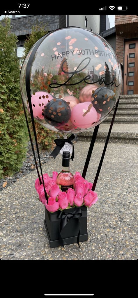 Stuffed Balloon Ideas, Bobo Balloon Bouquet, Bobo Balloon Ideas, Balloon Design Ideas, Balloon Gift Ideas, Balloon Centerpieces Diy, Money Balloon, Money Bouquets, Balloon Decorations Diy Tutorials