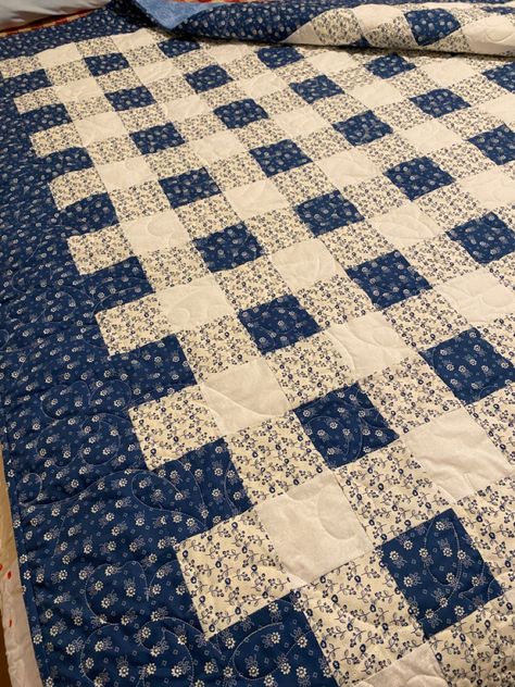 Navy And White Quilts, Blue And White Quilts Patterns, Chemo Quilt, Blue Quilts Ideas, American Quilts Patterns, Quilts For Men, Quilting Panels, Blue Quilt Patterns, 3 Yard Quilts