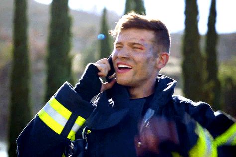 Evan Buckley Gif, Hot Firefighter, Evan Buckley, Oliver Stark, Fox Character, Ryan Guzman, Drama Theatre, First Daughter, Military Men