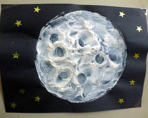 The moon is an amazing structure in the sky and so are these Mesmerizing Moon Crafts for Kids! Learn about the phases of the moon, it's surface and more! Moon Painting Ideas, Space Art Projects, Painting Ideas For Kids, Moon Activities, Craters On The Moon, Space Preschool, Space Crafts For Kids, Outer Space Art, Moon Projects