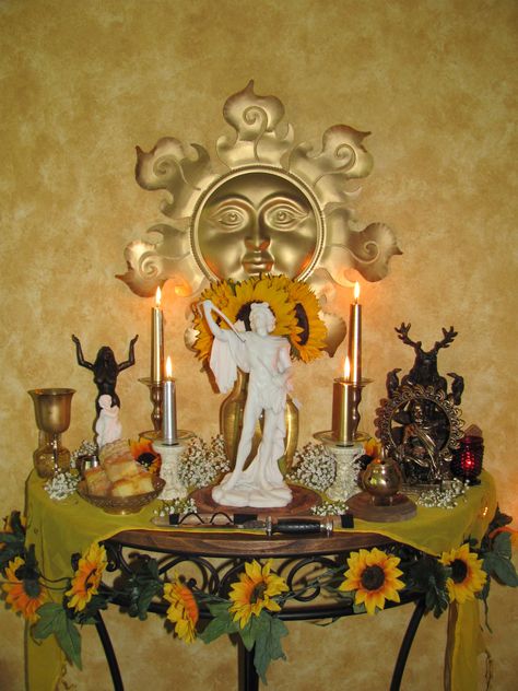 7 Day Candles, Apollo Altar Setup, Apollo Alter Ideas, Hellenism Altar, Hellenic Altar, Apollo Altar Ideas, Apollo Shrine, Dionysus Altar, Apollo Worship