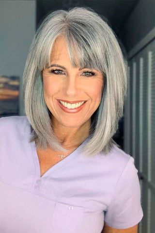 Chic Over 50 Hair, Trendy Bangs, Bang Hairstyles, Mom Haircuts, Short Bob Styles, Chic Over 50, Wavy Hairstyles Medium, Fresh Haircut, Low Maintenance Haircut