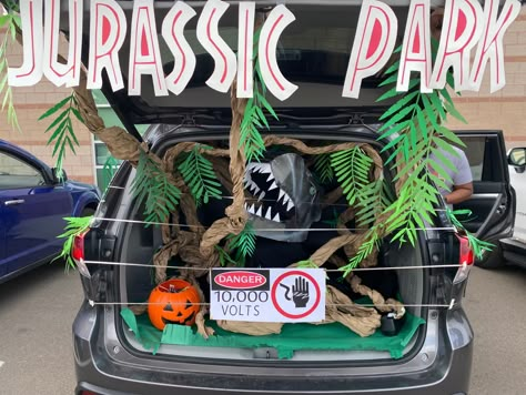 Trunk Or Treat Dinosaur Theme, Jurassic Park Truck Or Treat, Truck Or Treat Jurassic Park, Dinosaur Truck Or Treat, Trunk Or Treat Jurassic World, Goosebumps Trunk Or Treat, Jurassic Trunk Or Treat, Dino Trunk Or Treat Ideas For Cars, Jurrasic Park Trunk Or Treat Diy