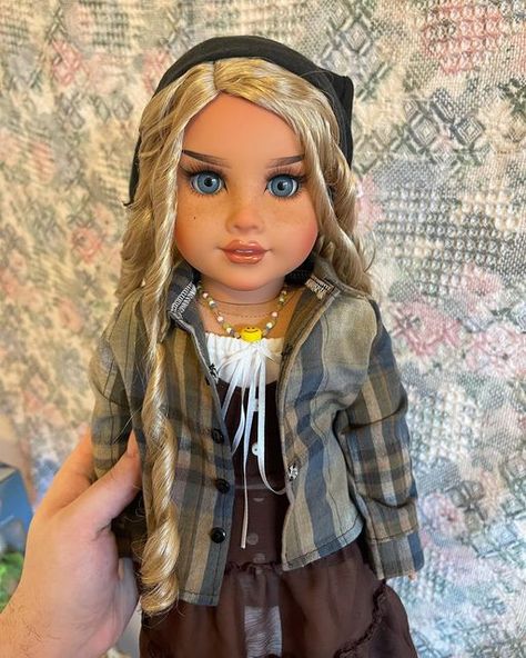 American Girl Doll Hairstyles, Custom American Girl Dolls, Generation Dolls, America Girl, Our Generation Dolls, American Doll Clothes, American Girls, Doll Photography, Doll Stuff