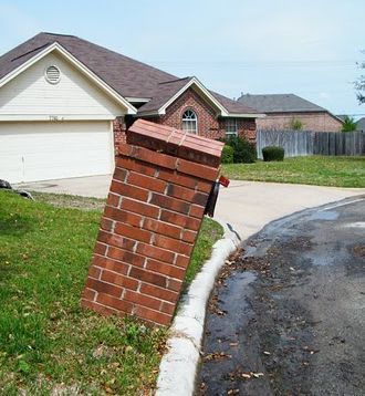 Product details and work specifications for professional results in the repair and building of brick and masonry mailboxes. Farmhouse Fence, Brick Mailbox, Brick Repair, Barbed Wire Fence, Out Of Gas, Diy Mailbox, Good Foundation, Mailbox Ideas, Charles Lindbergh